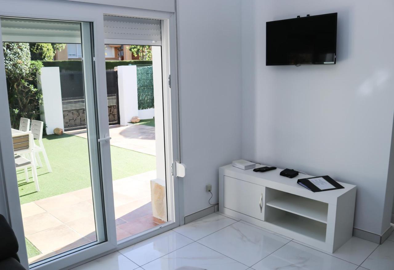 Cala Blanca 85 Holiday home *